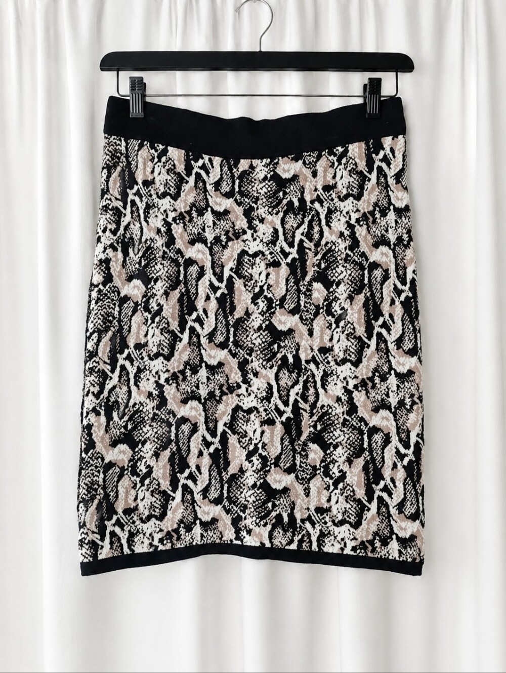 Vintage Cache Snake Print Knit Pencil Skirt Gold Back Zip Stretch Animal Print